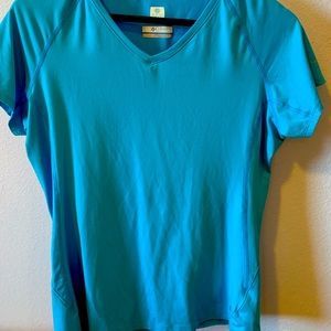 EUC size L Columbia microfiber tee shirt